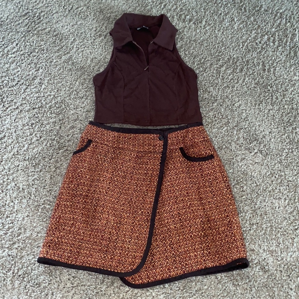 Shein shirt sz:M w/ the limited sz:4 skirt